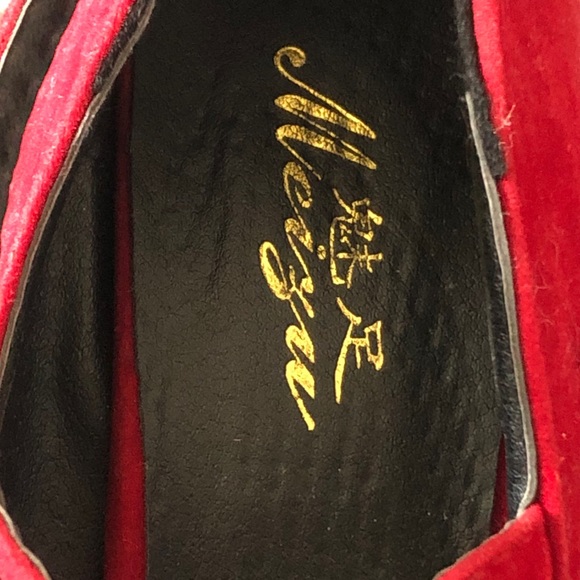 Heels - Picture 2 of 4